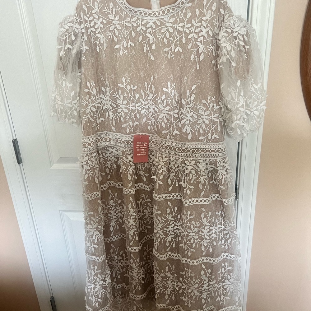 Sicily Dress With Flutter Sleeves In Champagne